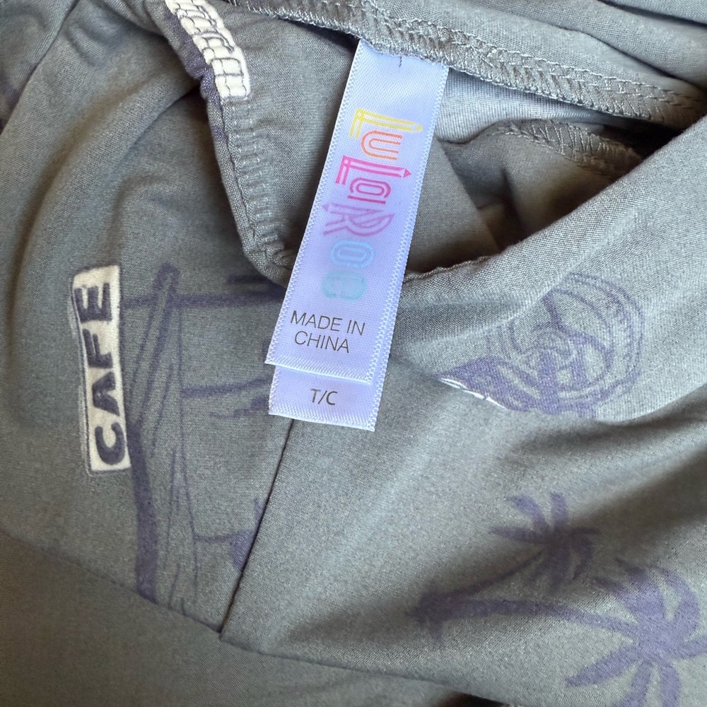 LuLaRoe Gray Leggings with Purple Palm Tree Print